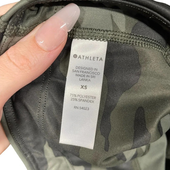 Athleta Ultimate Camo 7/8 Tight Leggings Pockets Olive Green‎ Size XS - Picture 11 of 12